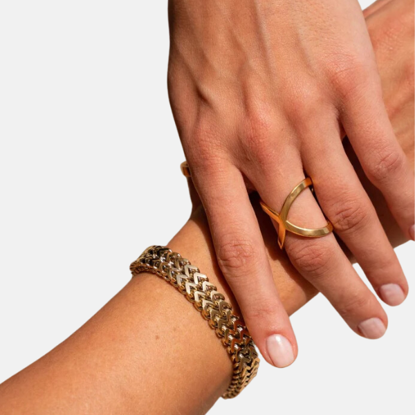 Golden Steel Chain Bracelet - Gold Plated