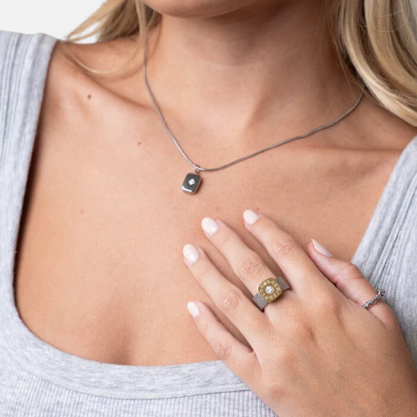 North Pendant Necklace - Silver