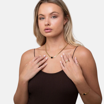 Night Stone Necklace - Gold Plated