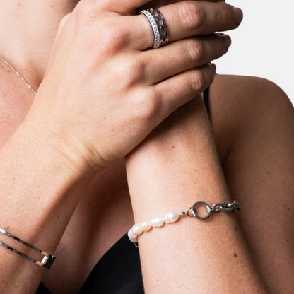 Shimmering Pearl Mood Bracelet – Silver